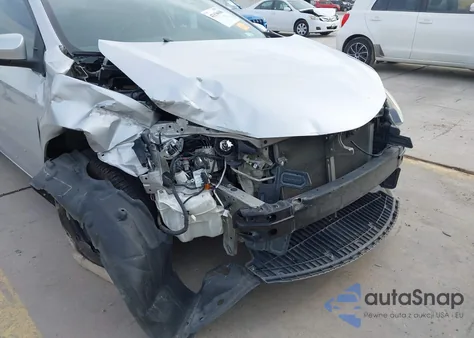 2016 Toyota Corolla Le z USA, uszkodzony, nr VIN 5YFBURHE4GP389047